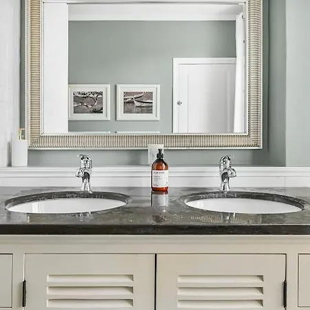 Harmonia - 10p - Cinema - Piscine - Billard * Vaires-sur-Marne